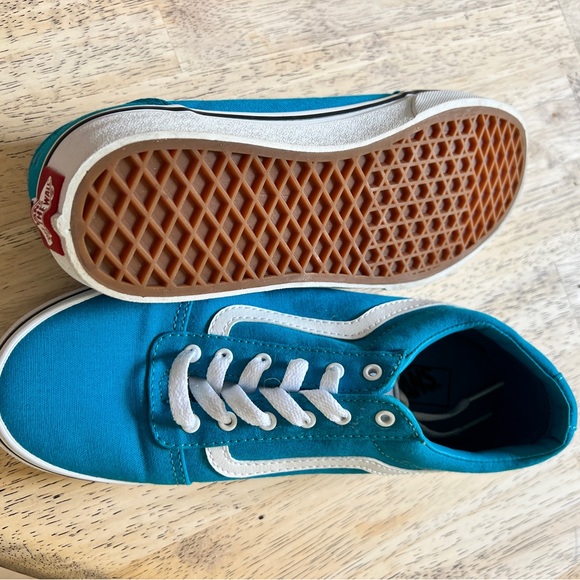 Vans Custom, size 6 youth which is a 7.5- worn once!🌸 - Picture 2 of 6